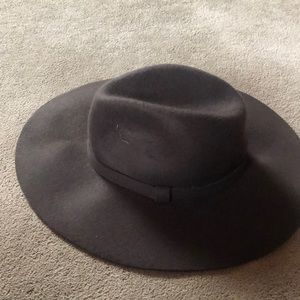 Never worn H&M Coachella hat